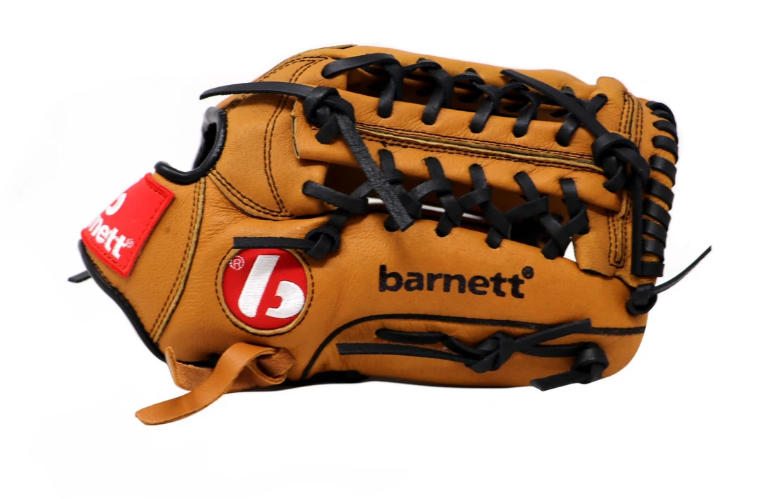 Barnettsports SL-125 Baseball Gloves In Leather Outfield, Size 12.5, Brown 4 Barnettsports SL-125 Baseball Gloves In Leather Outfield, Size 12.5, Brown