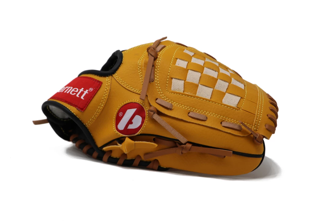 Barnett.store JL-105 - Baseball Glove, Outfield, Polyurethane, Size 10.5 ", Tan Color (Right Hand Throw) Gloves 3 Barnett.store JL-105 - Baseball Glove, Outfield, Polyurethane, Size 10.5 ", Tan Color (Right Hand Throw) Gloves